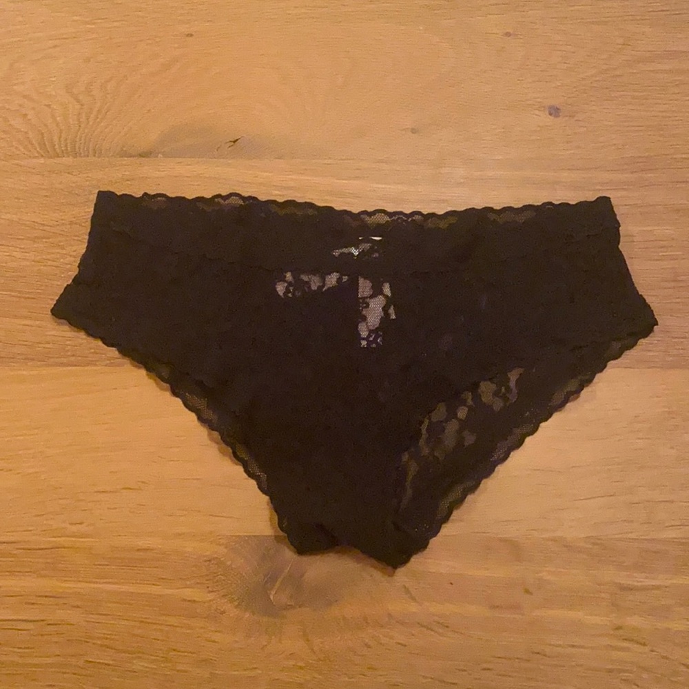 Victoria’s Secret Black Lacie Panty